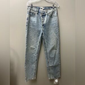 Princess Polly High-Waisted Straight Leg Jeans – Light Wash